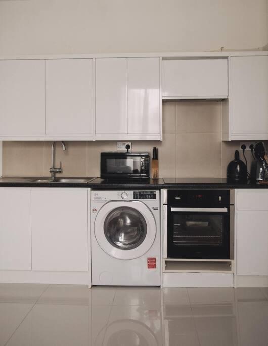 3 Bed Flat With Balcony Central Londres Exterior foto